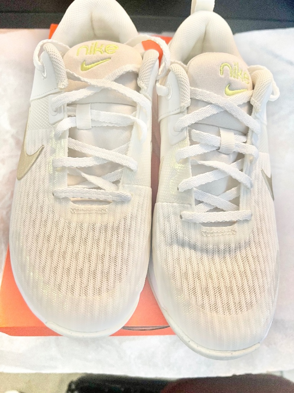 Nike Zoom Bella 6 Premium Summit White Gold Size 8 - Picture 9 of 12